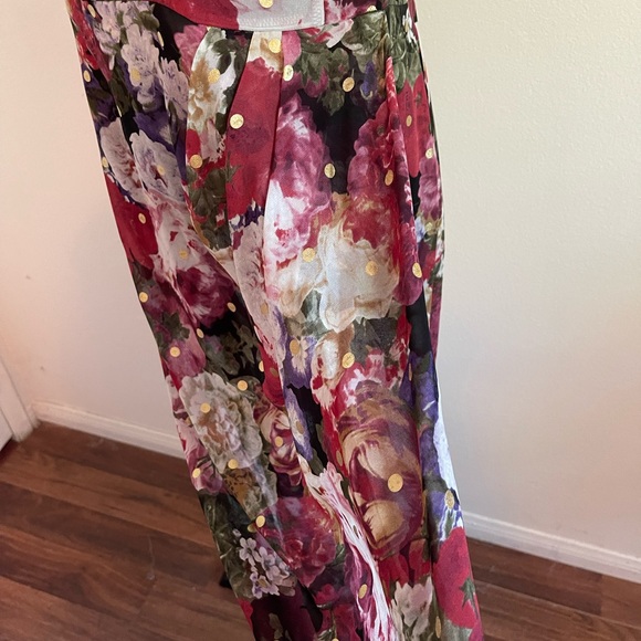 Express Floral Maxi Dress . - Picture 8 of 14